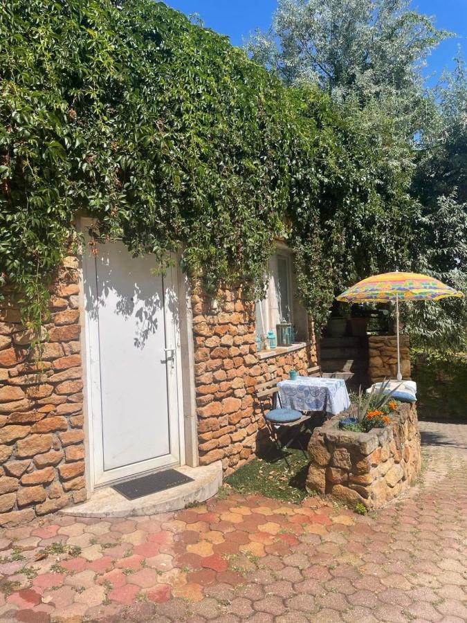 Best View Small House Free Parking Self Check-In Budapest Exterior photo